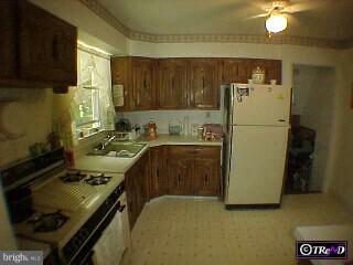 78 Valley View Road Yardville, NJ 08620 - Photo 3 of 6 Gallery Image 3