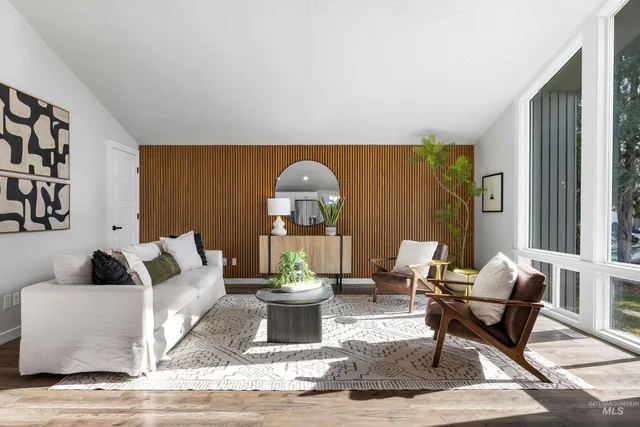 $599,900 | 8020 Hummel Drive, Boise, ID 83709