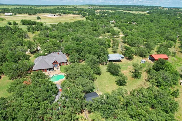$950,000 | 3391 Farm To Market Road 2190, Jacksboro, TX 76458