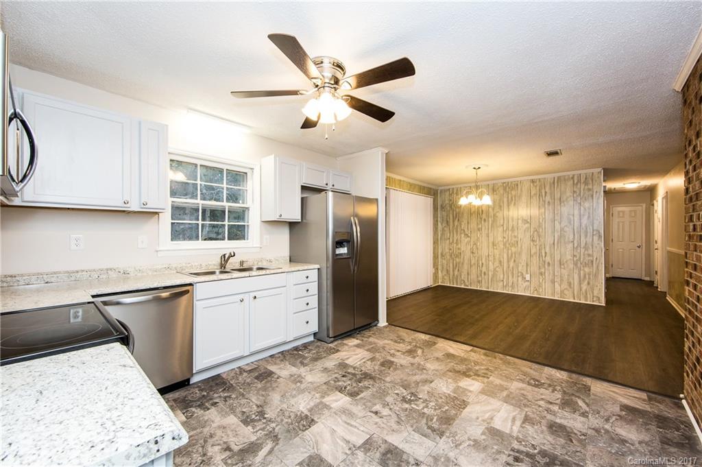 224 Clearbrook Road Matthews, NC 28105 - Photo 7 of 15 Gallery Image 7