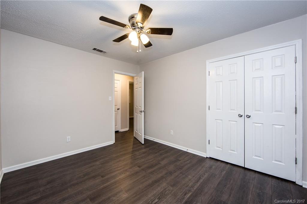 224 Clearbrook Road Matthews, NC 28105 - Photo 9 of 15 Gallery Image 9