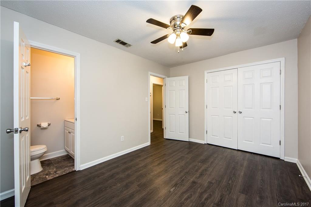 224 Clearbrook Road Matthews, NC 28105 - Photo 10 of 15 Gallery Image 10