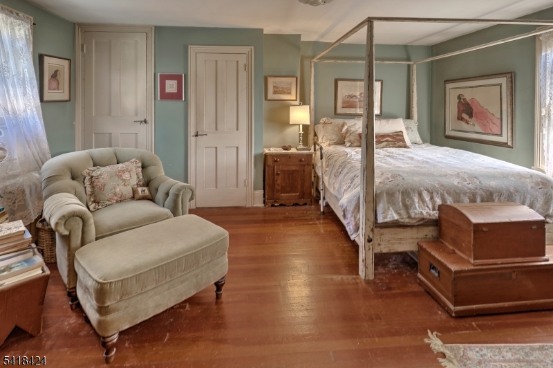 11 Halstead Street Clinton, NJ 08809 - Photo 14 of 30