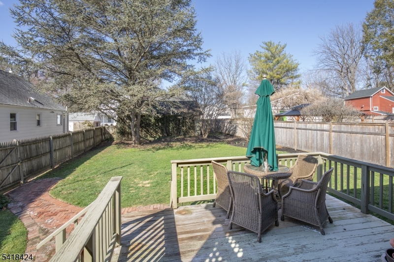 11 Halstead Street Clinton, NJ 08809 - Photo 23 of 30