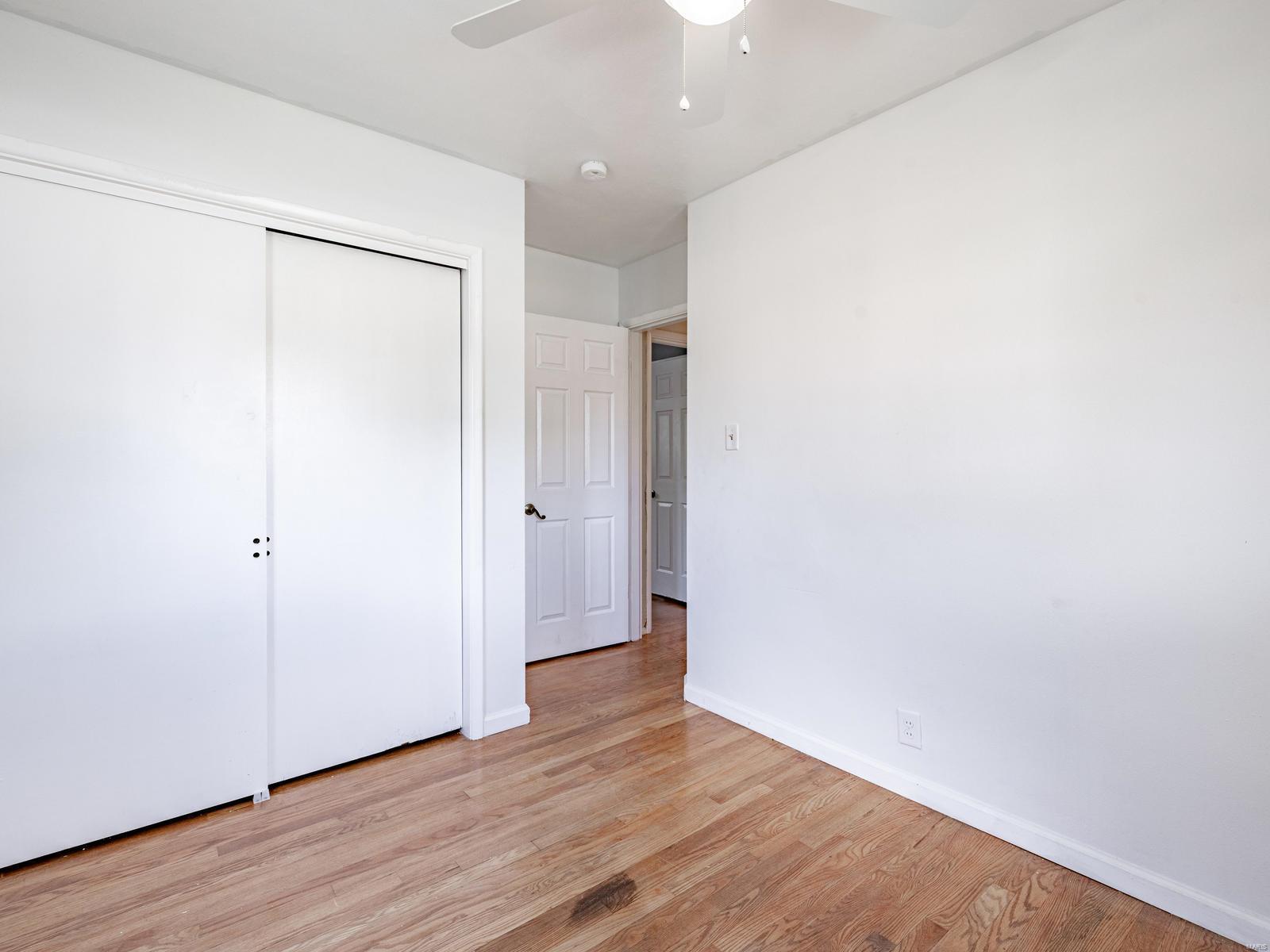 9754 MacKenzie Road St. Louis, MO 63123 - Photo 15 of 26