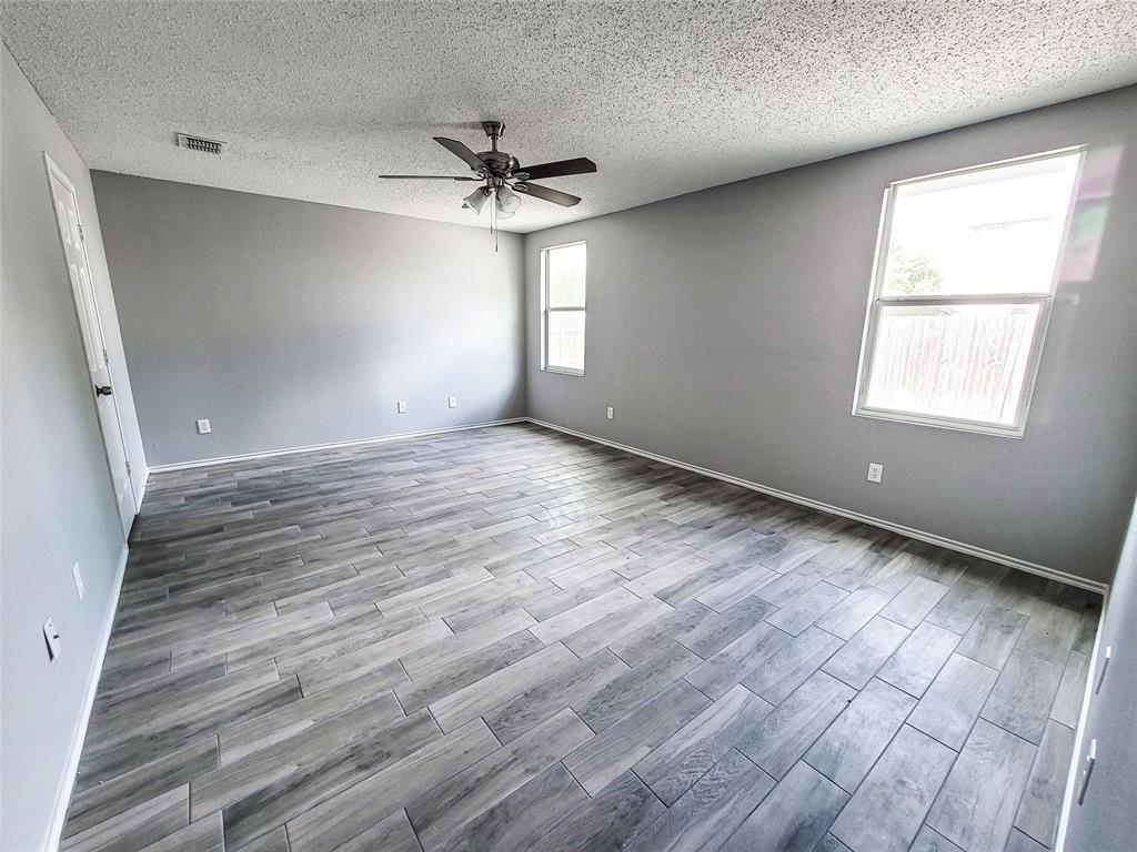 1725 Carolina Ridge Way Fort Worth, TX 76247 - Photo 9 of 18