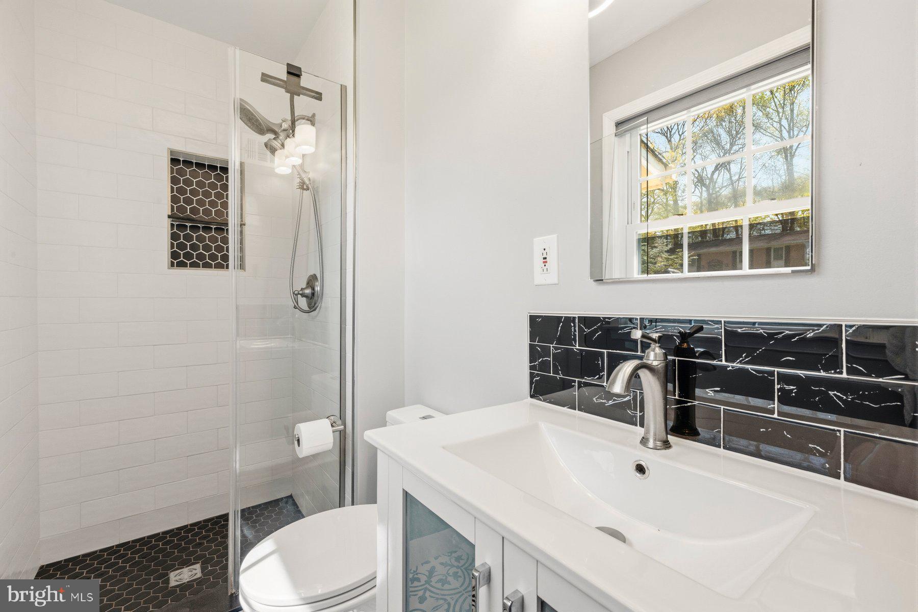6231 Greeley Boulevard Springfield, VA 22152 - Photo 12 of 33