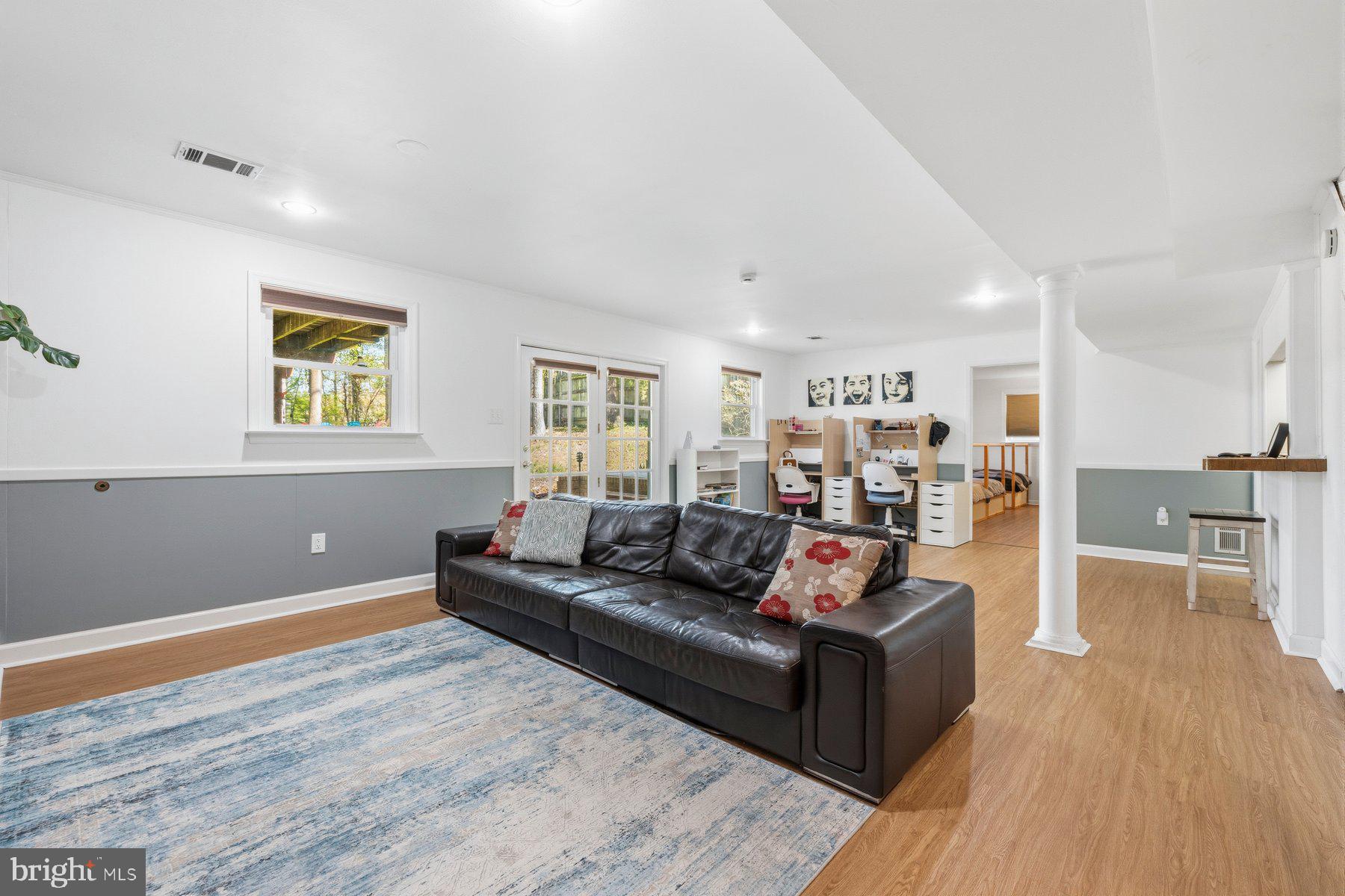 6231 Greeley Boulevard Springfield, VA 22152 - Photo 21 of 33