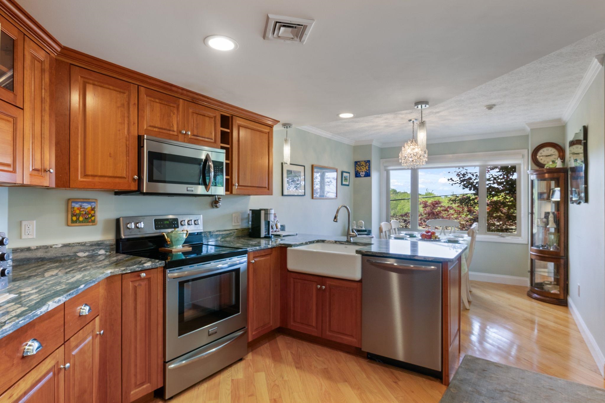 939 Ocean Boulevard, Unit 6 Hampton, NH 03842 - Photo 9 of 37