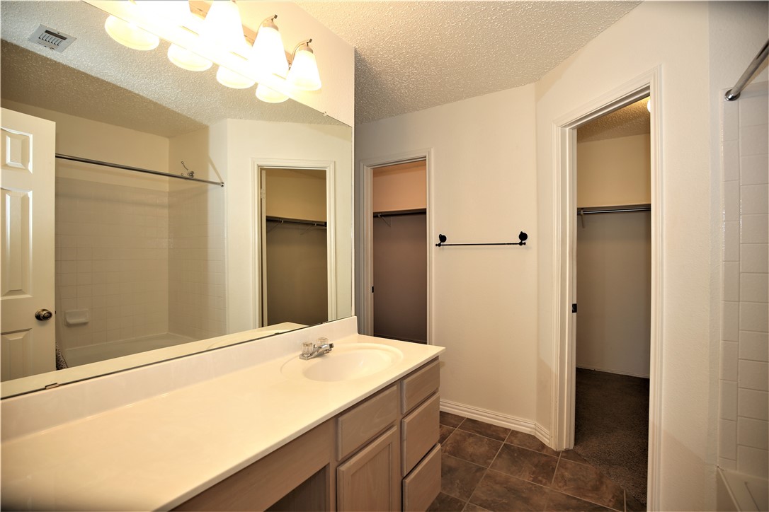 1915 Ruthie Run Cedar Park, TX 78613 - Photo 14 of 28