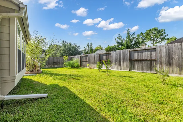 $339,000 | 3731 Crescent Drive, Pearland, TX 77584