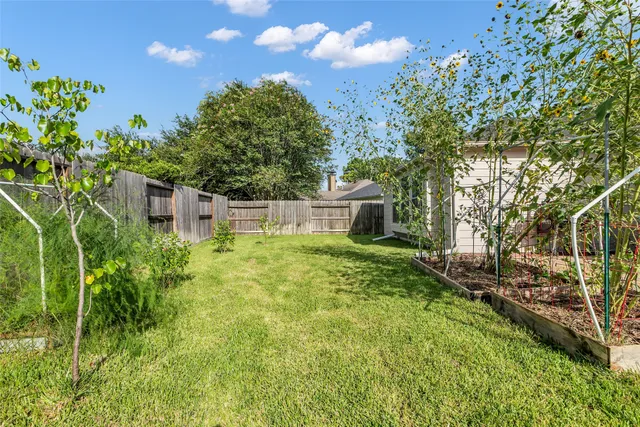 $339,000 | 3731 Crescent Drive, Pearland, TX 77584