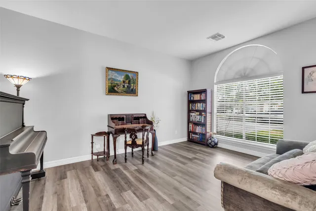 $339,000 | 3731 Crescent Drive, Pearland, TX 77584