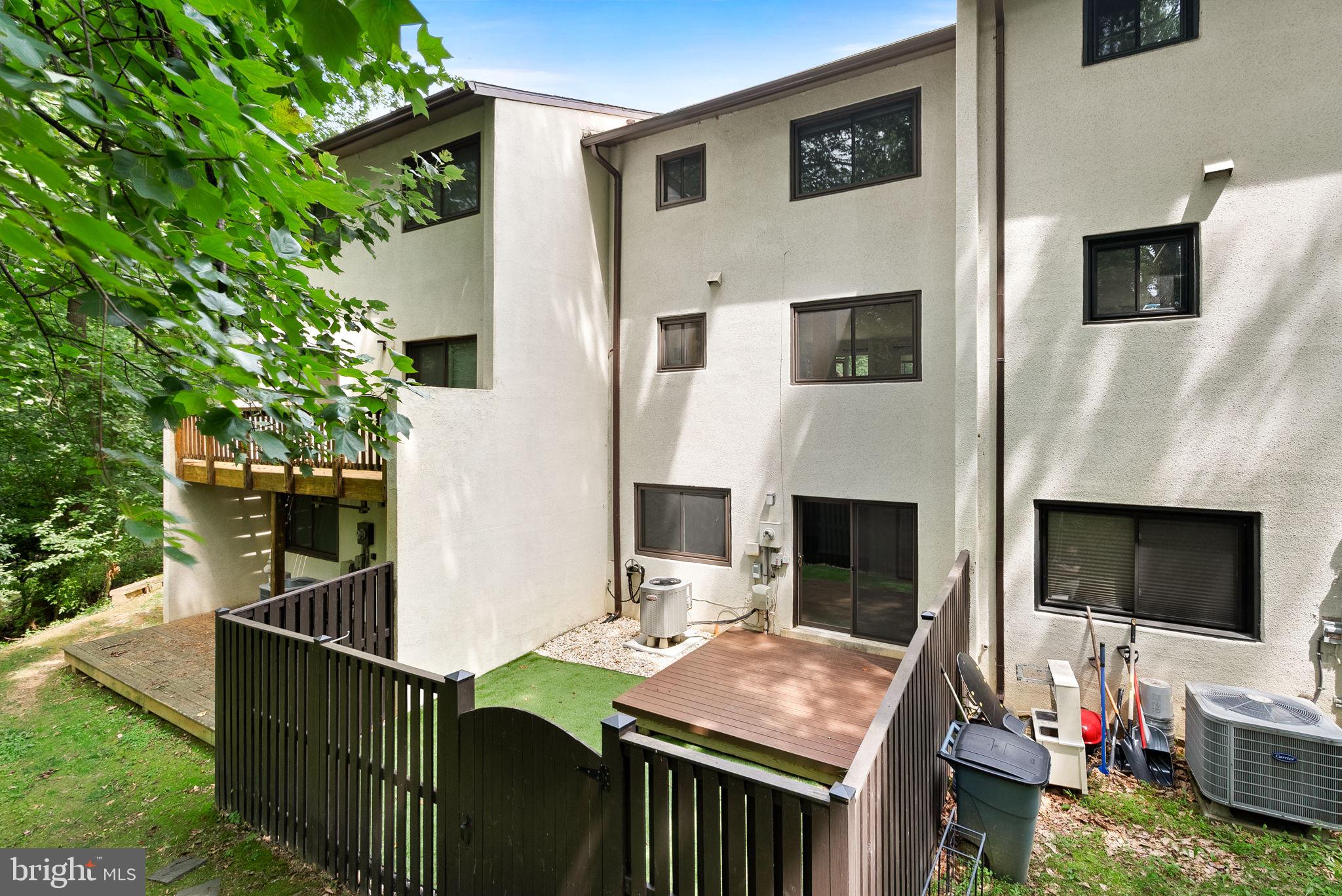 11986 Barrel Cooper Court Reston, VA 20191 - Photo 44 of 45