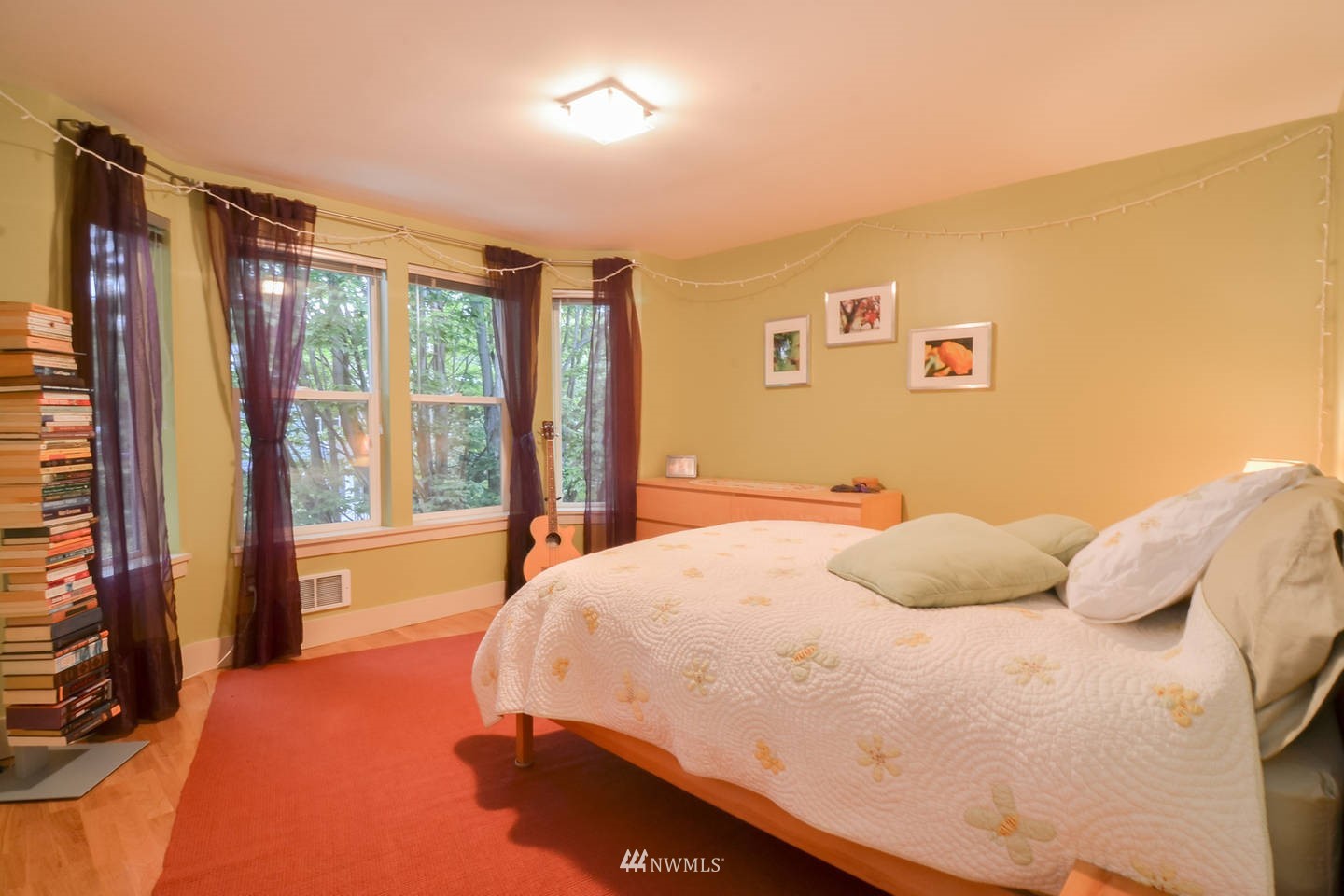 209 North 39th Street, Unit 301 Seattle, WA 98103 - Photo 14 of 24