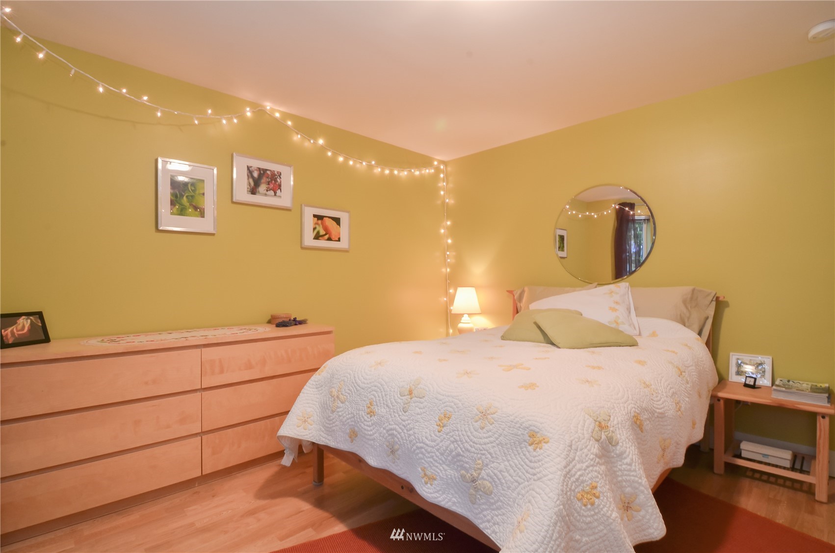 209 North 39th Street, Unit 301 Seattle, WA 98103 - Photo 15 of 24