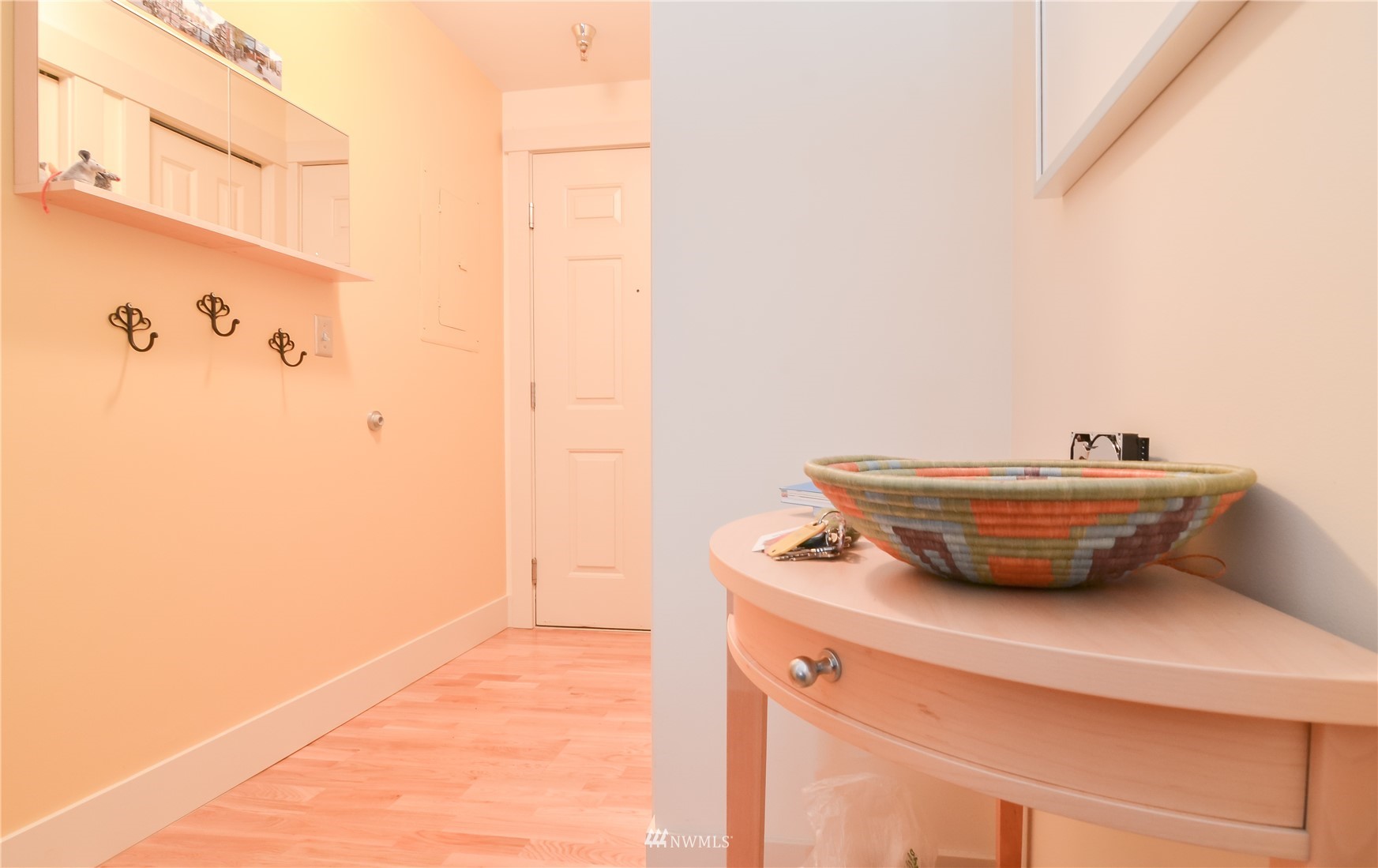 209 North 39th Street, Unit 301 Seattle, WA 98103 - Photo 16 of 24