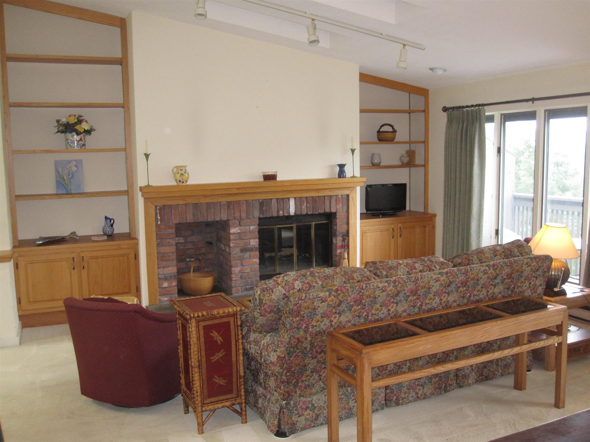 423 Alden Partridge Road, Unit 2D Hartford, VT 05059 - Photo 9 of 34 Gallery Image 9