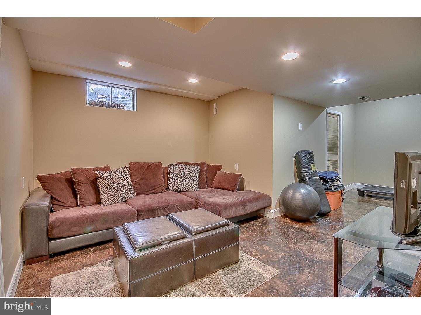 2256 Ridge View Drive Warrington, PA 18976 - Photo 23 of 25 Gallery Image 23