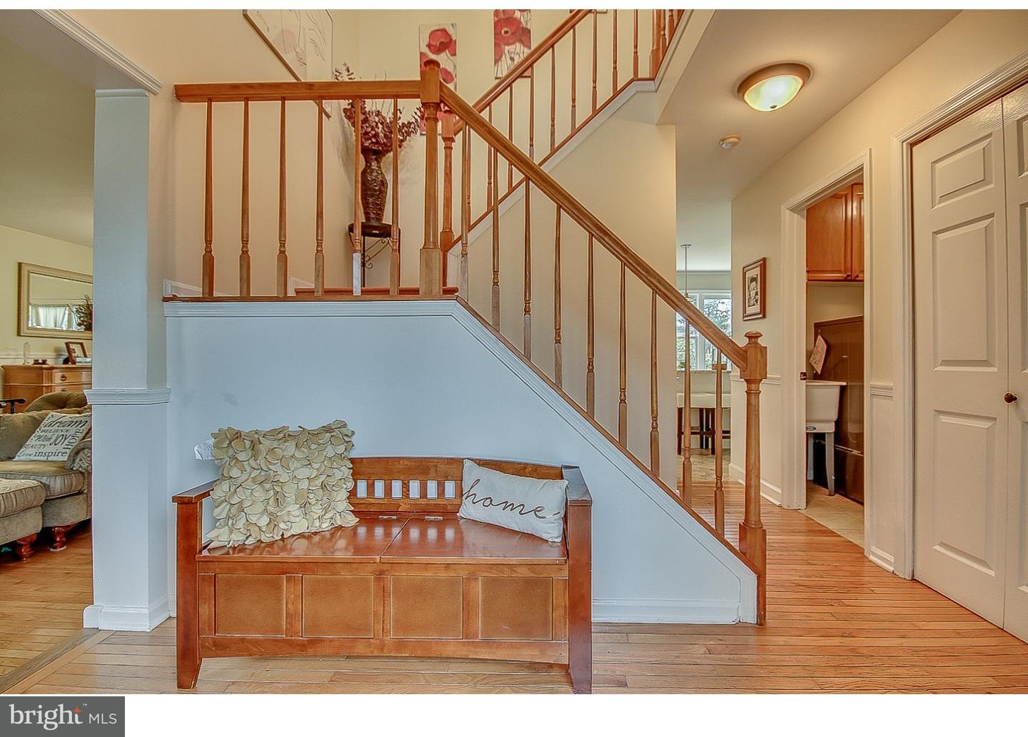 2256 Ridge View Drive Warrington, PA 18976 - Photo 4 of 25 Gallery Image 4