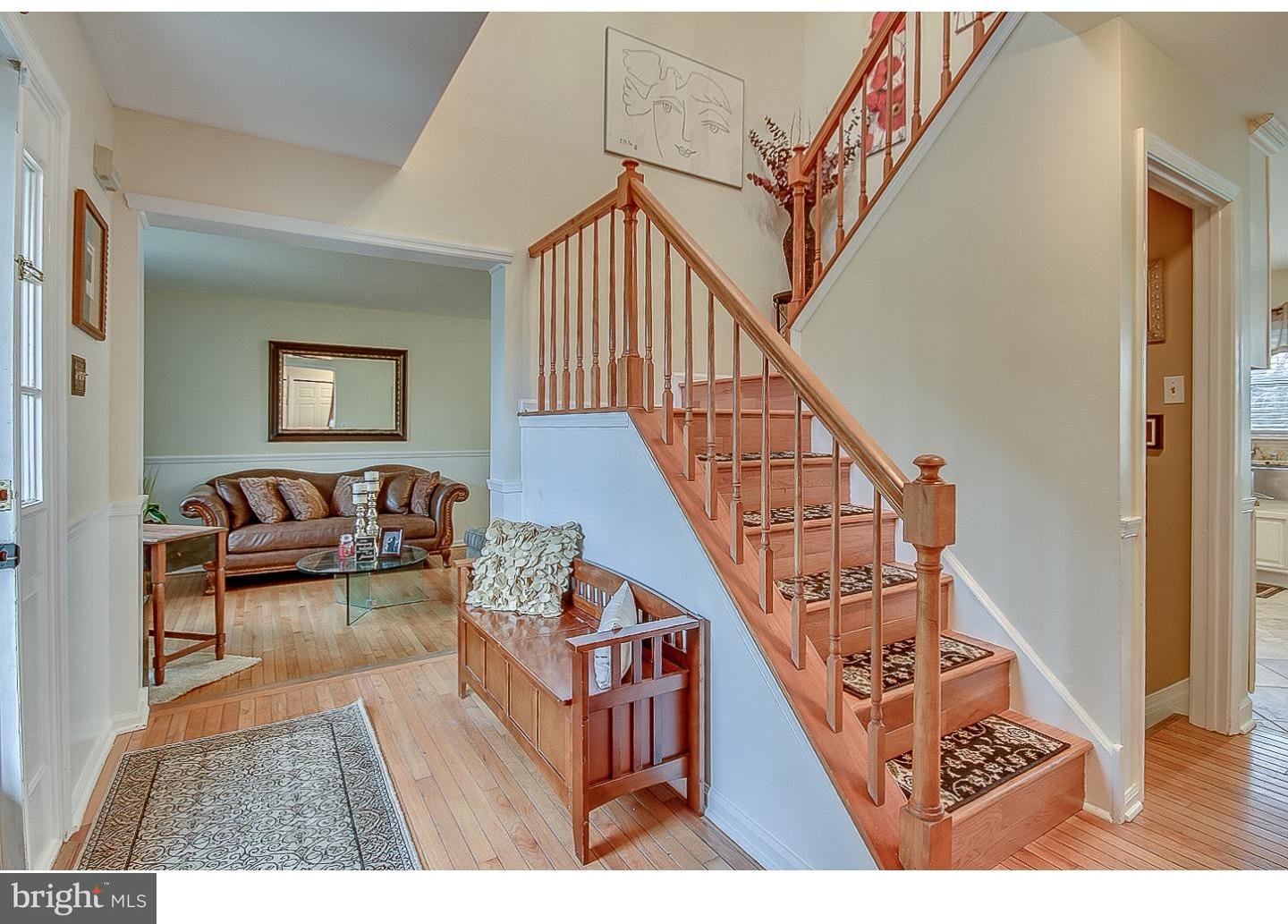 2256 Ridge View Drive Warrington, PA 18976 - Photo 5 of 25 Gallery Image 5