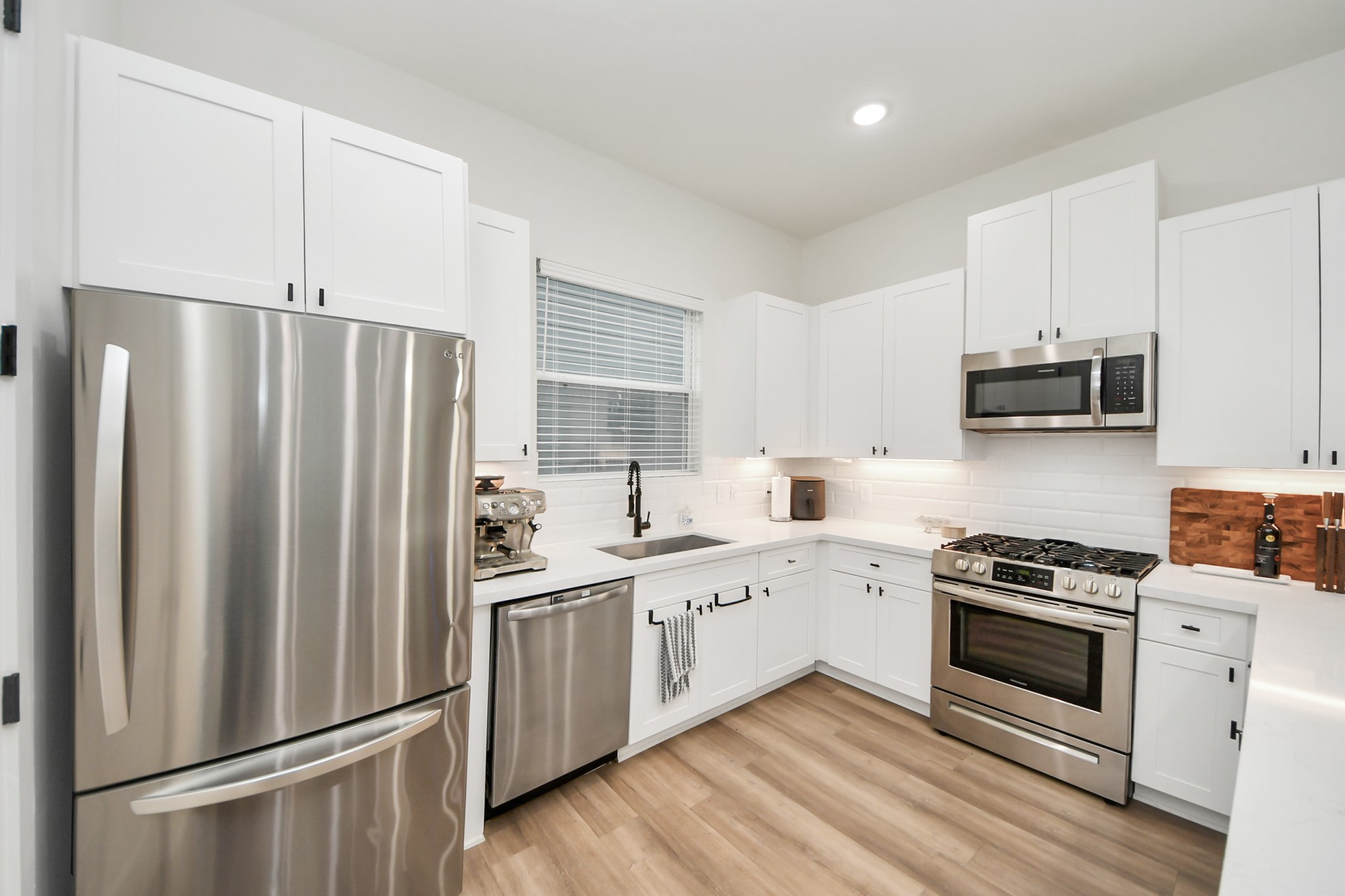 901 Lehman Street, Unit D Houston, TX 77018 - Photo 13 of 35