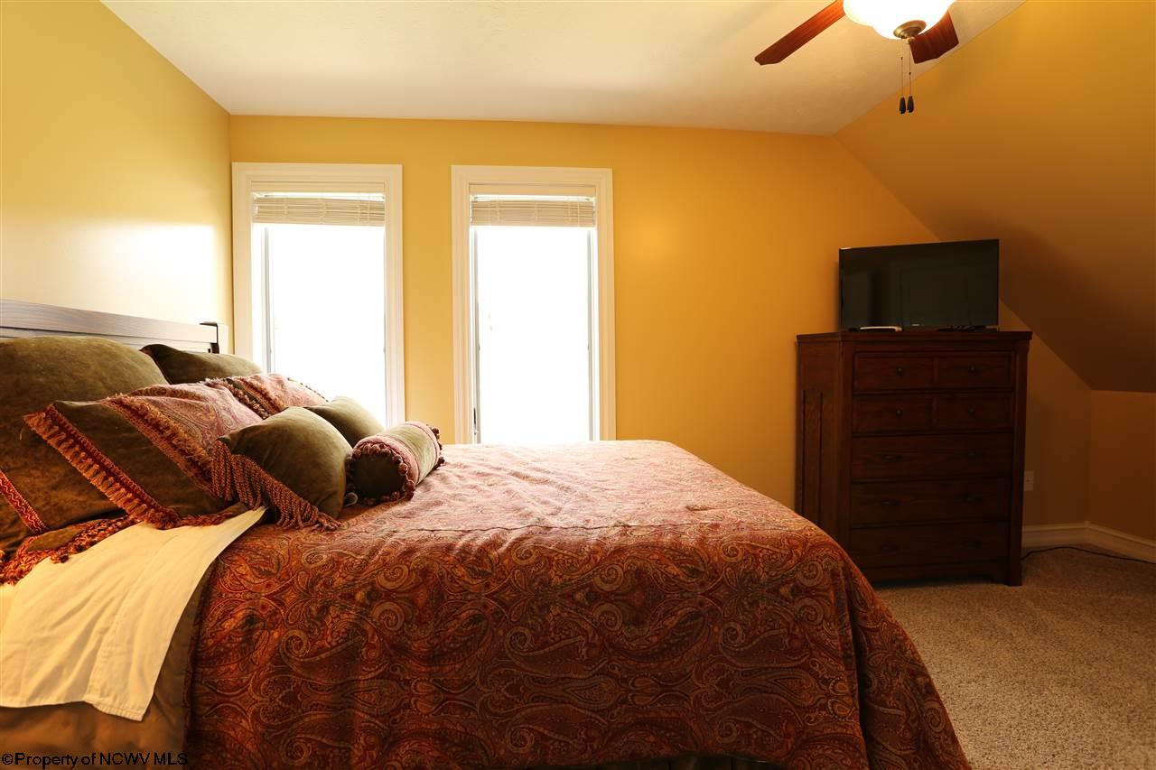 54 View Ridge Drive Davis, WV 26260 - Photo 12 of 20 Gallery Image 12