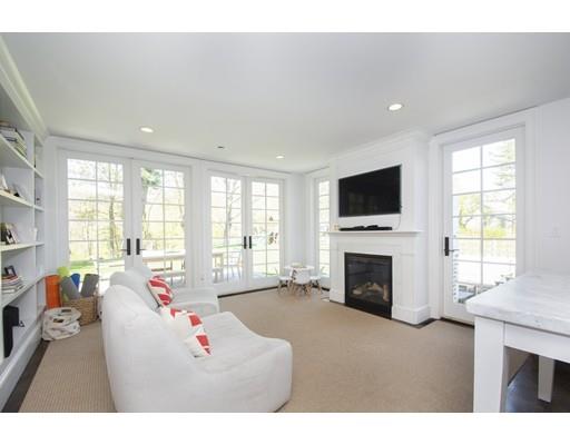 11 Mill Lane Hingham, MA 02043 - Photo 8 of 26