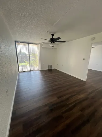 $139,500 | 1750 North Marywood Avenue, Unit 315, Aurora, IL 60505