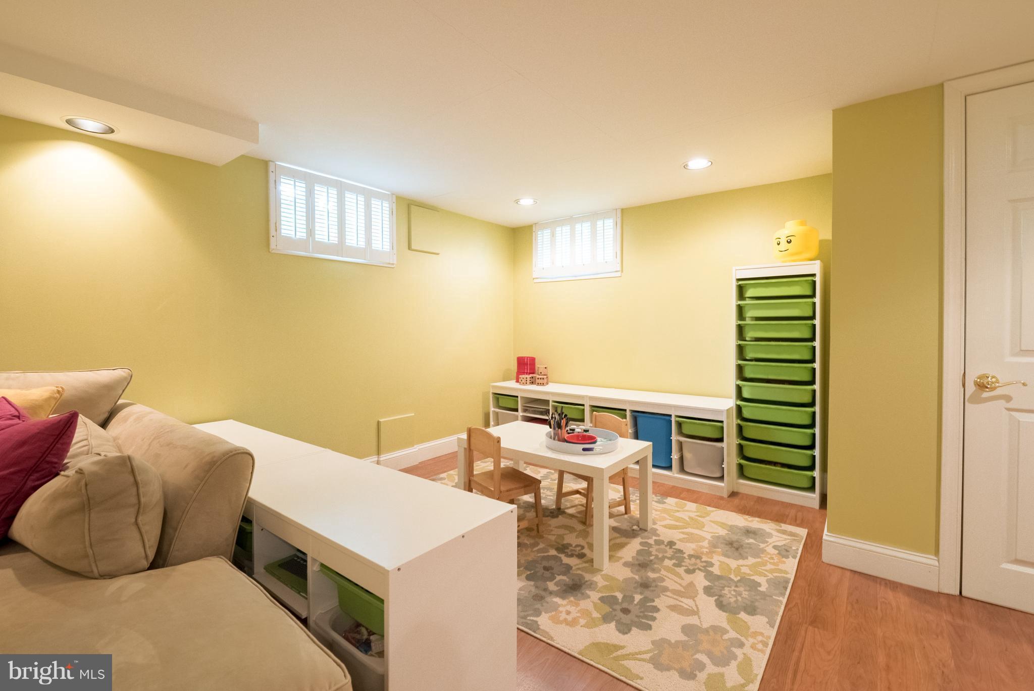8229 Pleasant Plains Road Towson, MD 21286 - Photo 22 of 30 Family Room