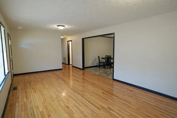 $238,500 | 85 Charjean Drive, Jackson, TN 38305