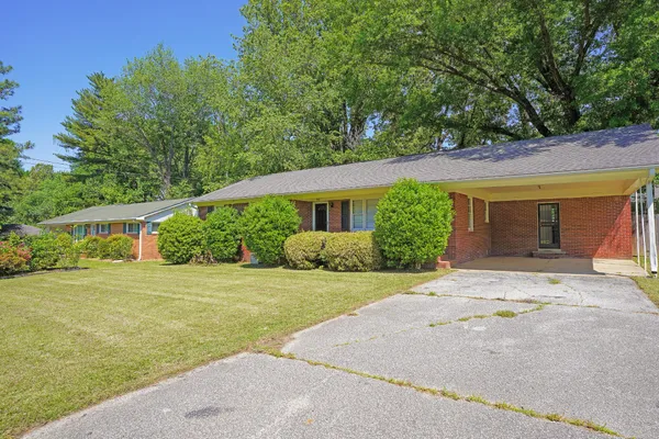 $238,500 | 85 Charjean Drive, Jackson, TN 38305