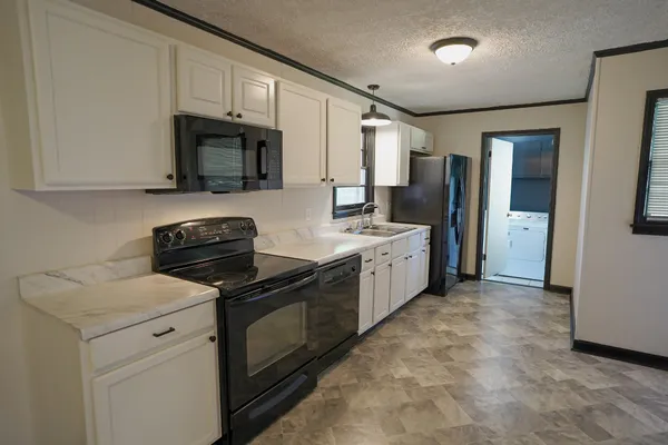 $238,500 | 85 Charjean Drive, Jackson, TN 38305