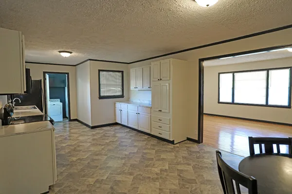 $238,500 | 85 Charjean Drive, Jackson, TN 38305