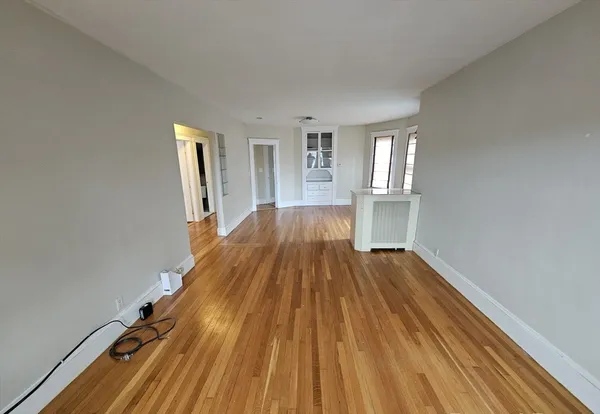 $3,600 | 82 Walnut Street, Unit 3, Brookline, MA 02445