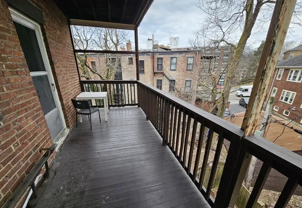 $3,600 | 82 Walnut Street, Unit 3, Brookline, MA 02445