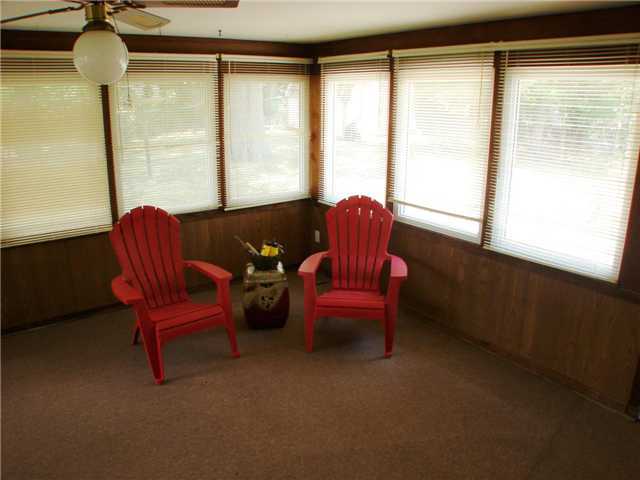 1054 Plum Ridge Columbus, OH 43213 - Photo 6 of 17 Gallery Image 6