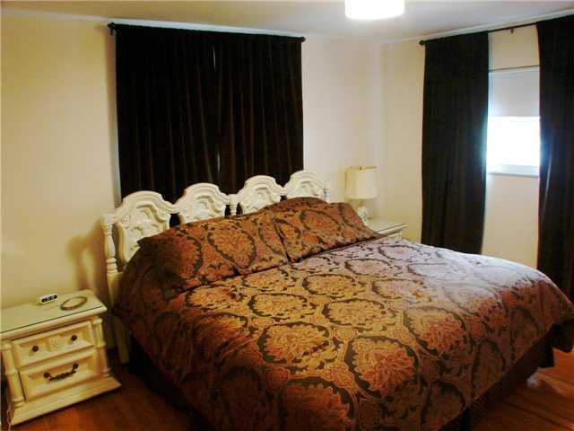 1054 Plum Ridge Columbus, OH 43213 - Photo 10 of 17 Gallery Image 10