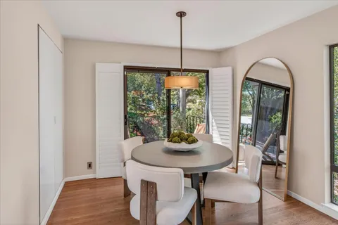 $3,898,000 | 5 Sandstone Street, Portola Valley, CA 94028