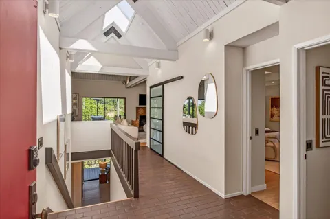 $3,898,000 | 5 Sandstone Street, Portola Valley, CA 94028