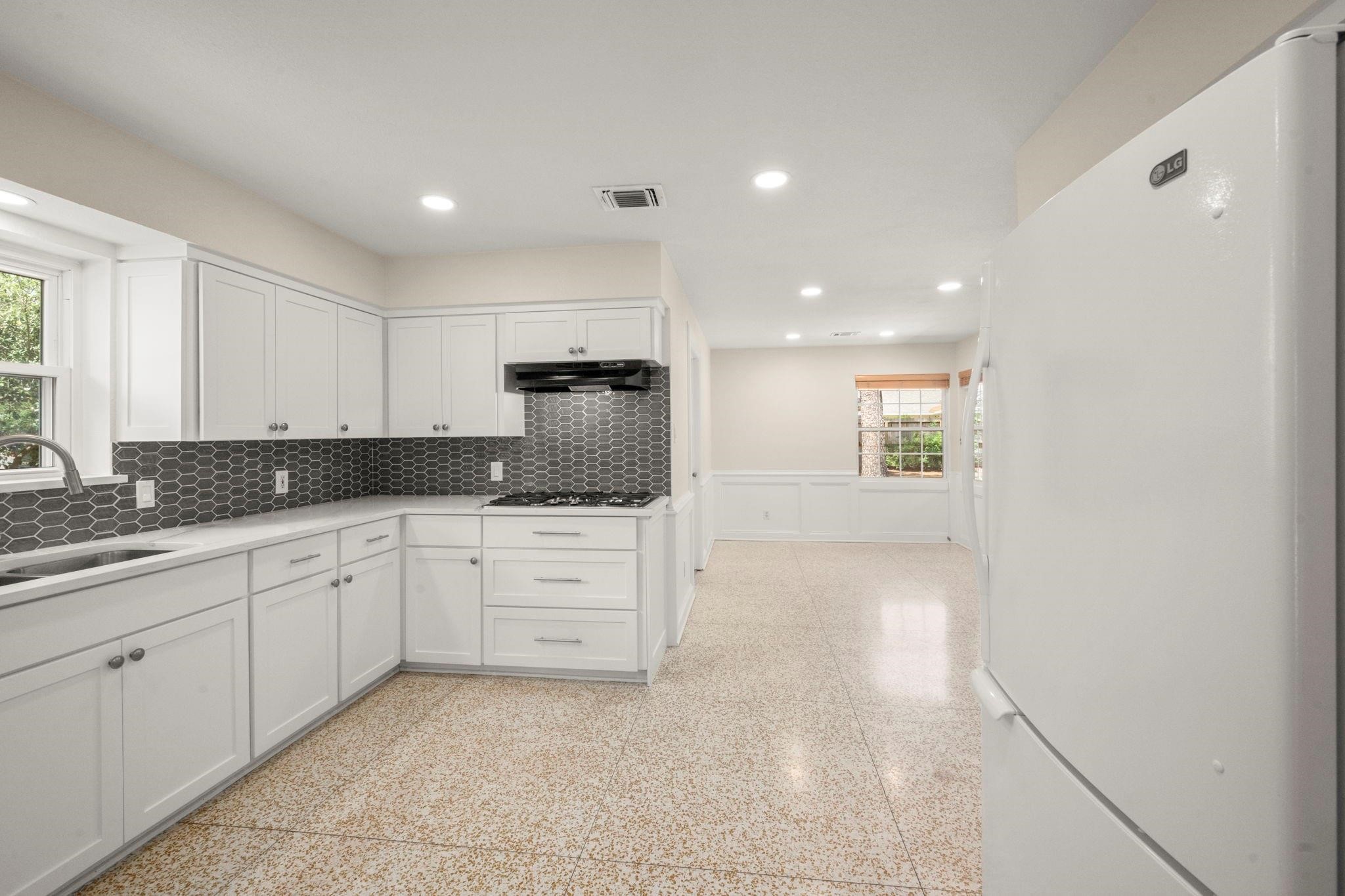 518 Magic Oaks Drive Spring, TX 77388 - Photo 25 of 50