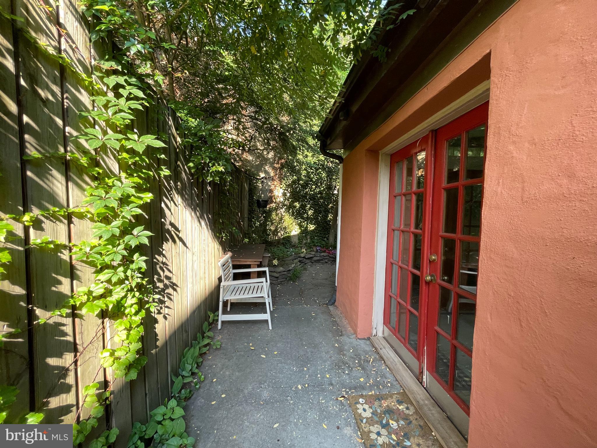 792 South Front Street, Unit B Philadelphia, PA 19147 - Photo 15 of 18