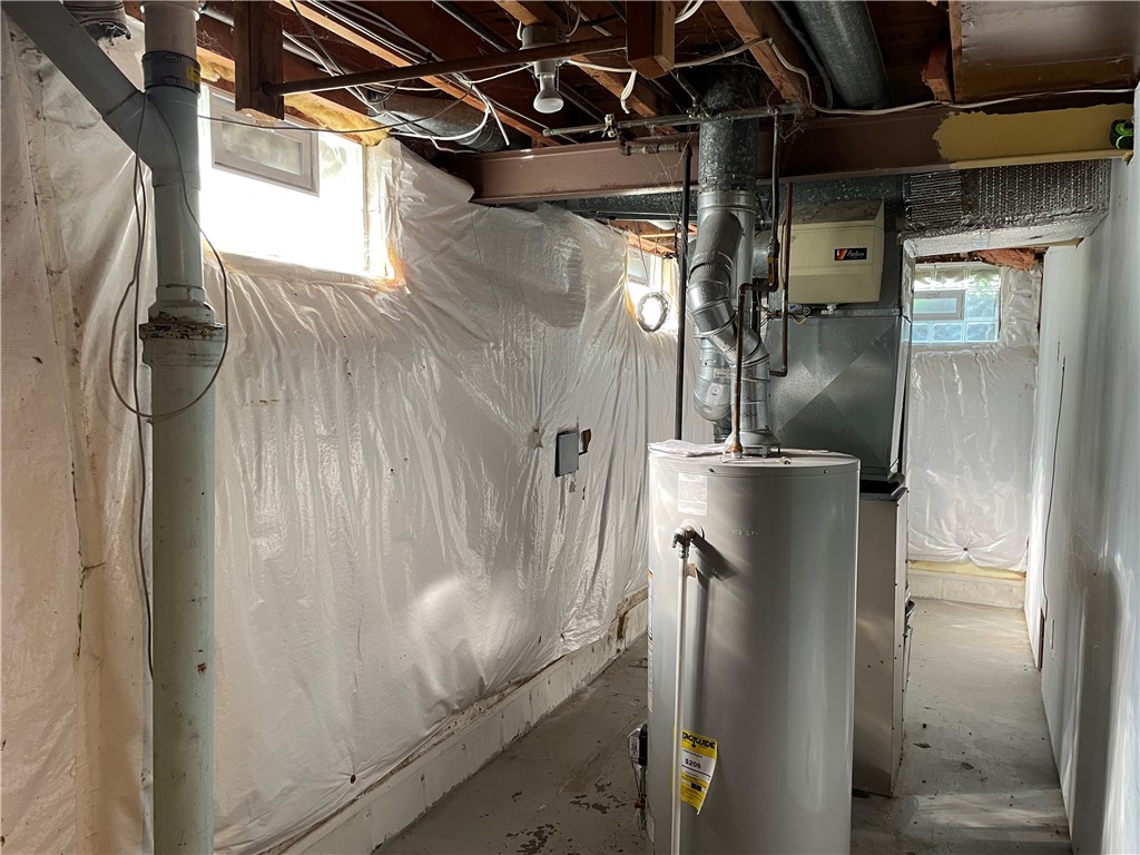 93 Armstrong Road Greece, NY 14616 - Photo 20 of 26