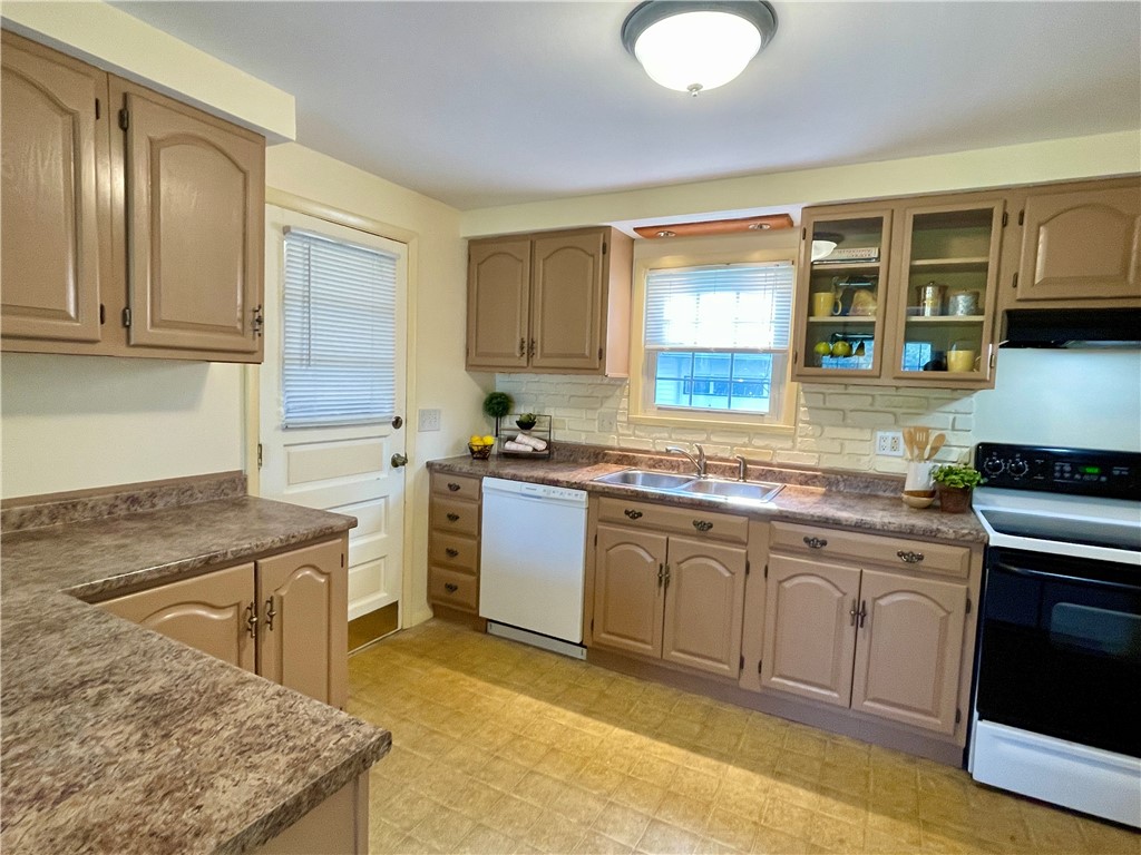 93 Armstrong Road Greece, NY 14616 - Photo 3 of 26 Freshly painted kitchen.