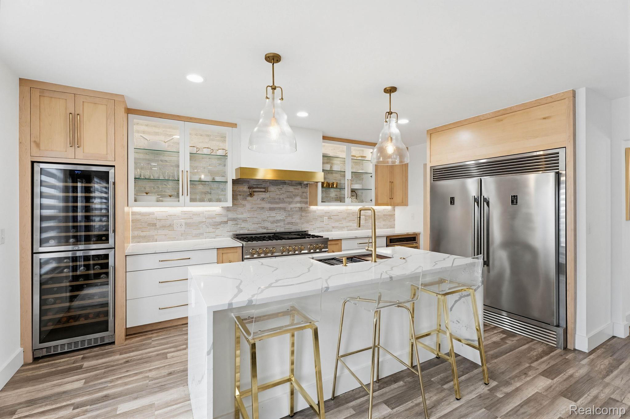 1339 East 14 Mile Road Birmingham, MI 48009 - Photo 14 of 51 Kitchen