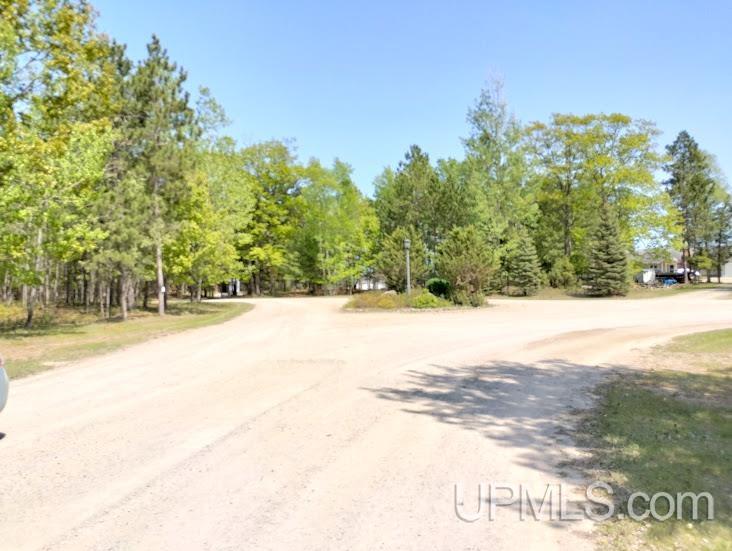 10490 Breezy R.22 Lane Rapid River, MI 49878 - Photo 5 of 5