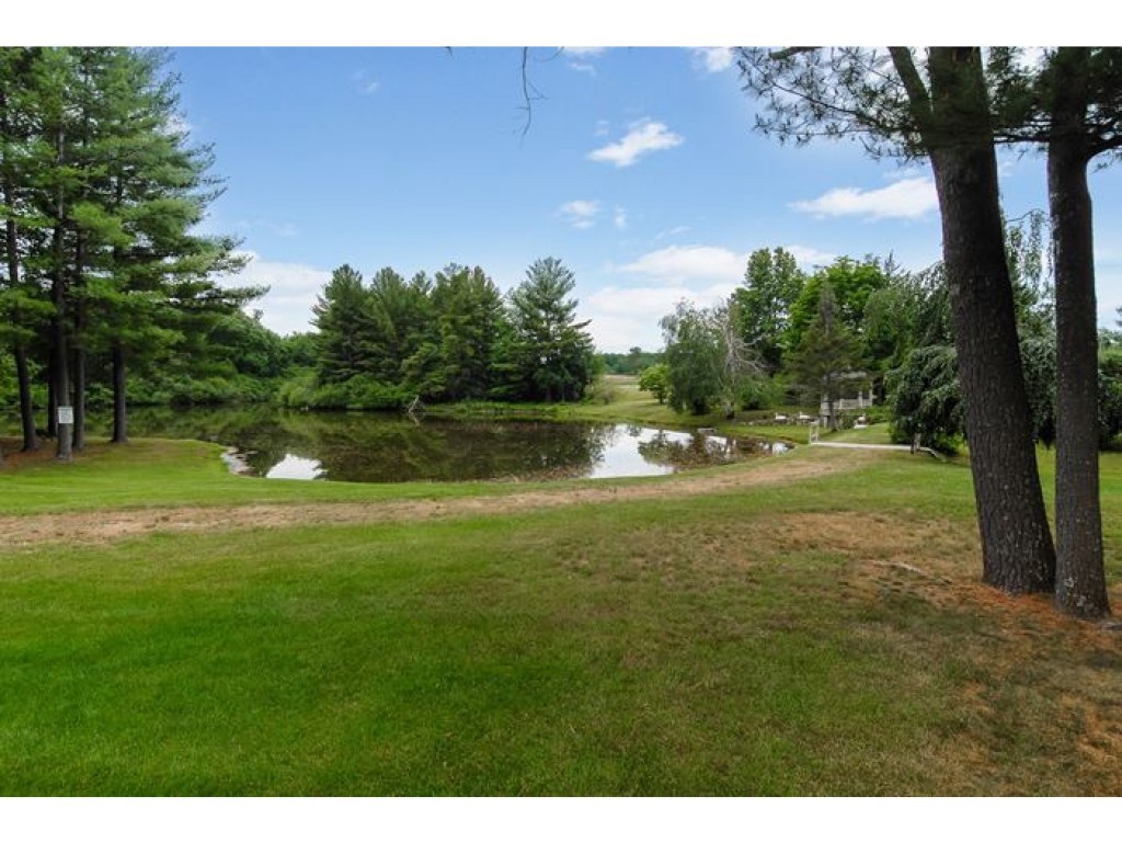 13 Stratham Green Road, Unit 13 Stratham, NH 03885 - Photo 2 of 24