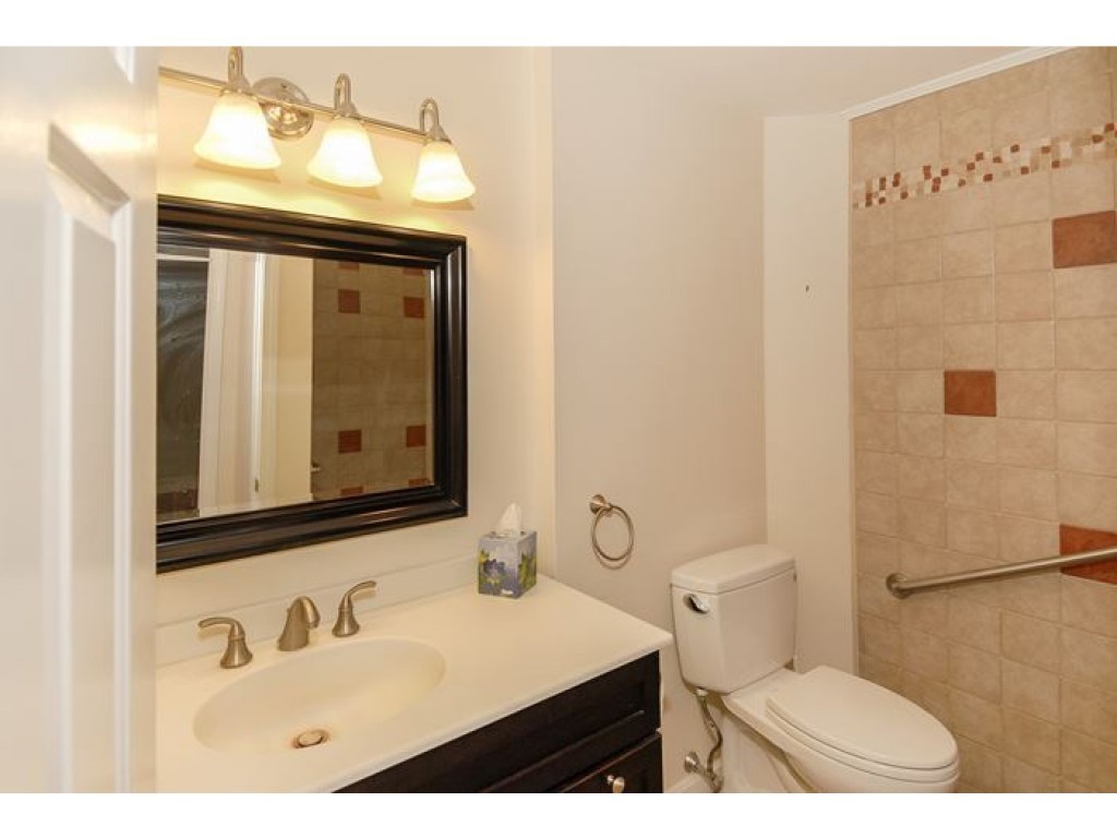 13 Stratham Green Road, Unit 13 Stratham, NH 03885 - Photo 16 of 24