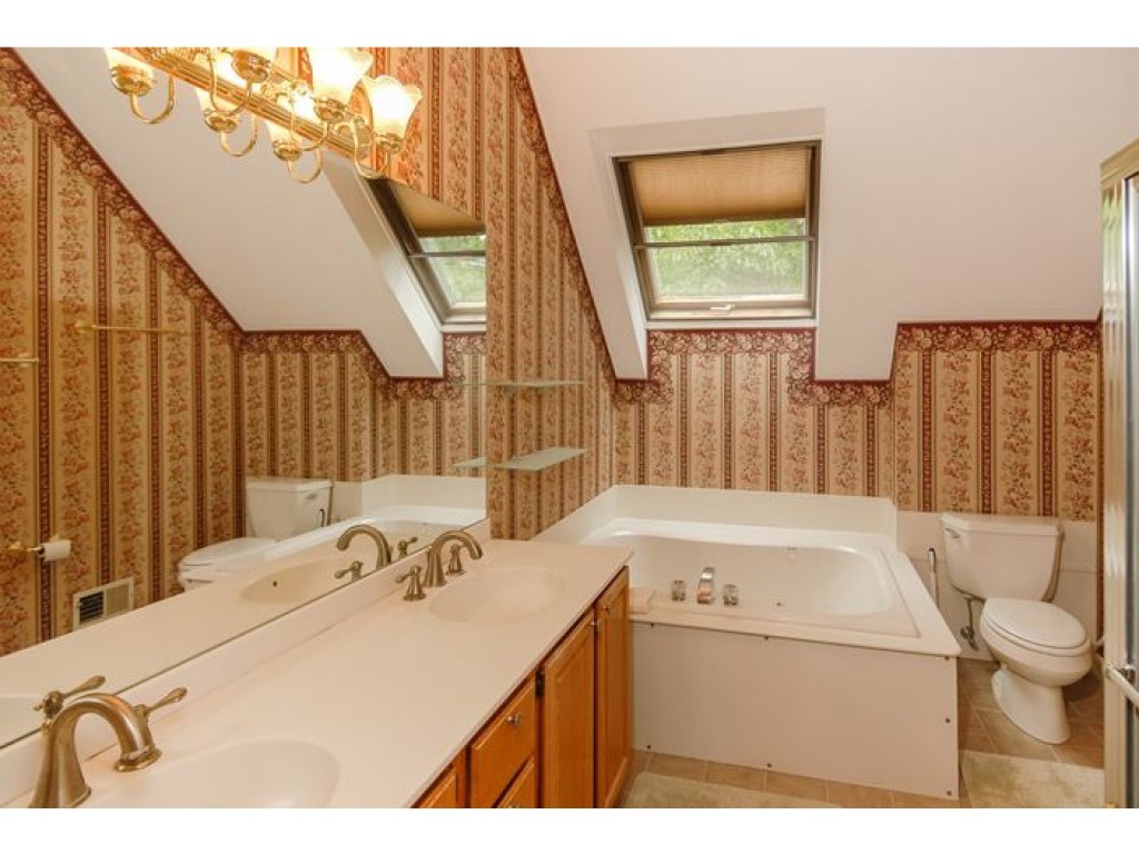 13 Stratham Green Road, Unit 13 Stratham, NH 03885 - Photo 21 of 24