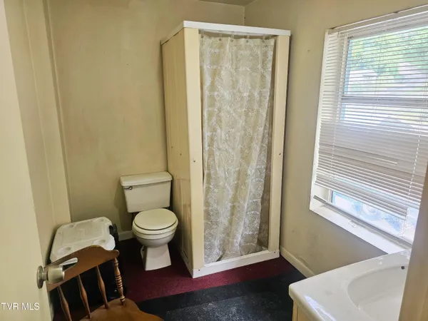 $159,900 | 921 Park Avenue Northeast, Norton, VA 24273